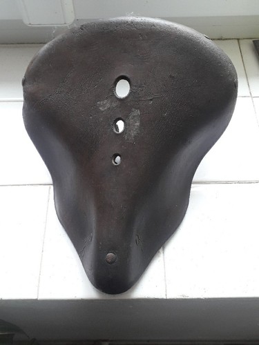Ancienne selle vélo en - selle, de
